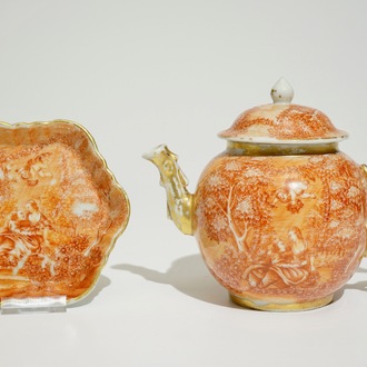 Een Chinese theepot op onderschotel met romantisch decor voor de Europese markt, Qianlong