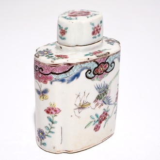 Une boîte à thé hexagonale en porcelaine de Chine famille rose, Qianlong