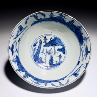Een blauw-witte Chinese kom met landschapsdecor, Ming, Wanli/Jiajing
