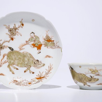 Een fijne Chinese eierschaal kop en schotel met een boer bij een buffel, Yongzheng