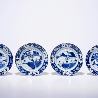 Vier Chinese blauw-witte borden met landschapsdecor, Kangxi