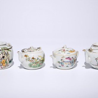 Quatre théières en porcelaine de Chine famille rose, 19/20ème