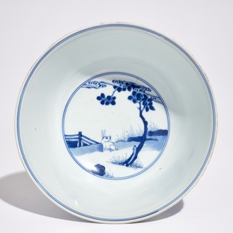 Un bol en porcelaine de Chine bleu et blanc, marque de Chenghua, Kangxi/Yongzheng