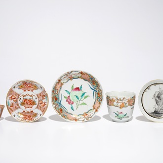 Een Chinese grisaille schotel met slagschip, een famille rose en een Amsterdams bont kop en schotel, Qianlong
