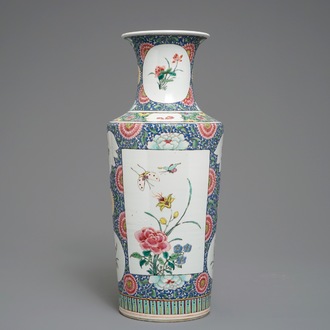 A Chinese famille rose Yongzheng-style rouleau vase, 19/20th C.