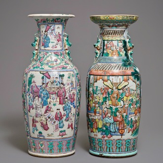 Deux grands vases en porcelaine de Chine famille rose, 19ème