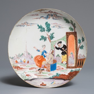 Een Chinees Amsterdams Bont bord met Commedia Dell'Arte decor, Qianlong