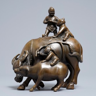 Een Chinese bronzen groep met jongens en buffels, 19e eeuw