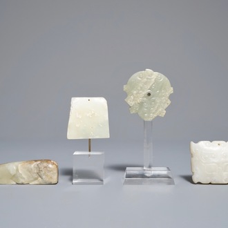 Vier diverse Chinese archaïsche snijstukken, 19/20e eeuw