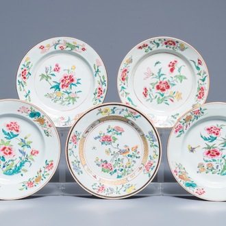 Vijf Chinese famille rose borden, Yongzheng/Qianlong