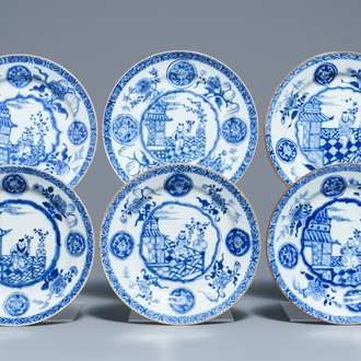 Six assiettes en porcelaine de Chine bleu et blanc, Kangxi