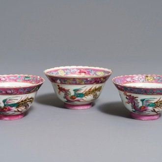 Drie Chinese famille rose kommen voor de Peranakan of Straits markt, 19e eeuw