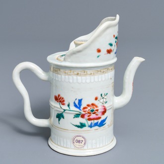 Een Chinese famille rose 'duomuhu' kan, Qianlong