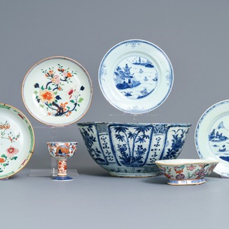 A varied collection of Chinese porcelain, Wanli and later