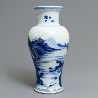 Een Chinese blauw-witte balustervaas met rivierlandschap met overglazuur accenten, Kangxi
