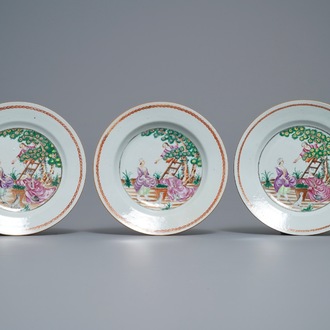 Drie Chinese famille rose borden met kersenplukkers, Qianlong