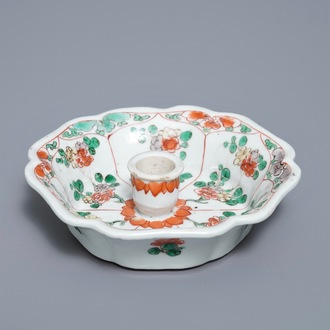 Een zeldzame Chinese famille verte blaker, Kangxi