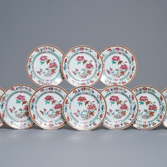 Tien Chinese famille rose borden met pioenrozen, Qianlong