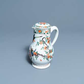 Een Chinese famille verte dekselkan, Kangxi
