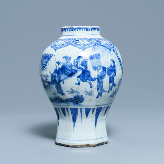 Een Chinese blauw-witte octagonale vaas, Transitie periode