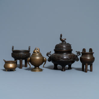 Vijf Chinese bronzen wierookbranders, Qing