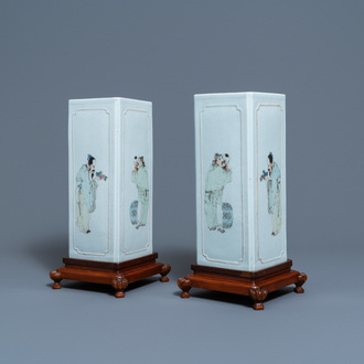 A pair of square Chinese qianjiang cai hat stands, 19/20th C.