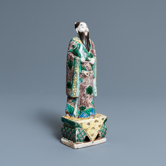 Een Chinese verte biscuit figuur van Zhongli Quan, Kangxi