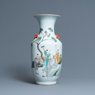 A Chinese qianjiang cai vase, 19/20th C.