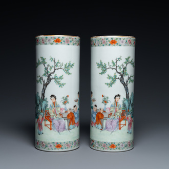 A pair of Chinese famille rose hat stands, 'Lin zhi cheng xiang' mark, Republic