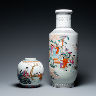 Een Chinese famille rose 'onsterfelijken' vaas en een pot met figuren in een tuin, Qianlong merk, Republiek