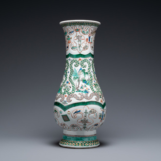 Een grote Chinese famille verte vaas, Kangxi