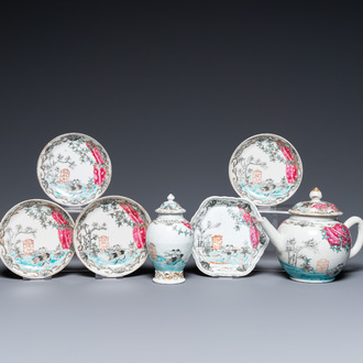 Een deel van een Chinees famille rose theeservies, Qianlong