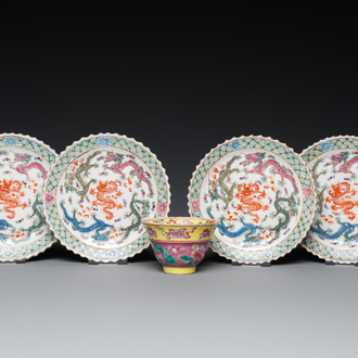 Vier Chinese famille rose borden en een kopje voor de Straits of Peranakan markt, Qianlong merk, 19e eeuw