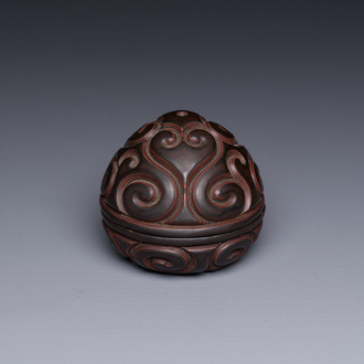 Een Chinese tixi lakwerk dekseldoos, Ming