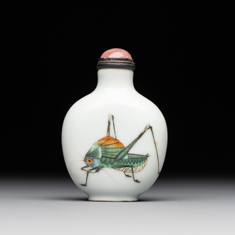 An imperial Chinese famille rose 'cricket' snuff bottle, Daoguang mark and of the period