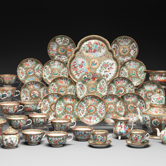 38 Chinese Canton famille rose wares, 19th C.