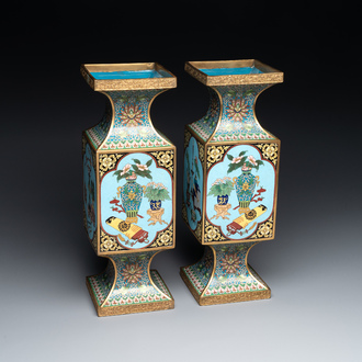 A pair of fine Chinese rectangular cloisonné 'antiquities' 'gu' vases, 19/20th C.