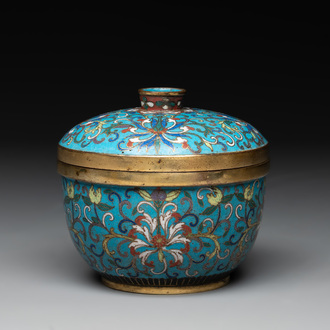 A Chinese cloisonné 'lotus scroll' bowl and cover, 18/19th C.