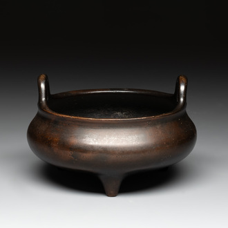 A Chinese bronze tripod censer, Xuande mark, 17/18th C.
