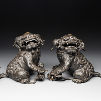 A pair of fine Chinese bronze Buddhist lions, 17/18th C.
