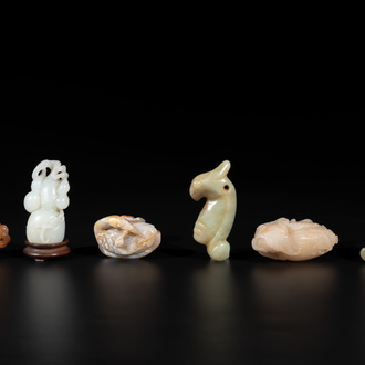 Six Chinese jade and agate carvings, 19th C.