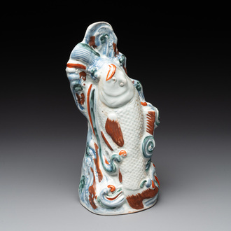 A Japanese Arita wall vase shaped as a leaping carp, Edo, 17th C.