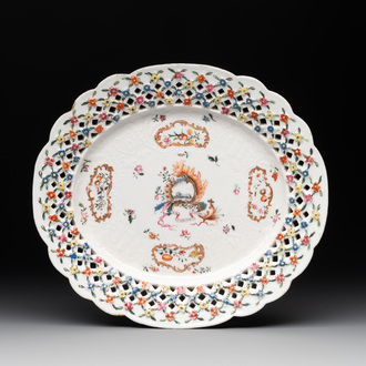 A Chinese export famille rose reticulated oval dish, inscribed Non Majestate Securus, ca. 1800