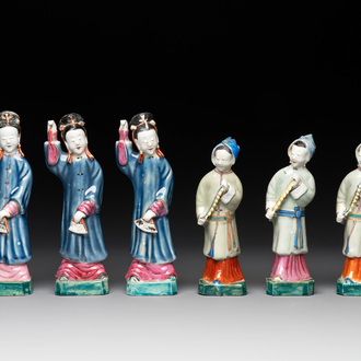 Six Chinese famille rose figures of merry ladies, Qianlong/Jiaqing