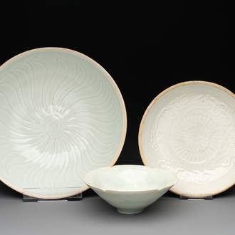 Two Chinese qingbai bowls and a plate, Song