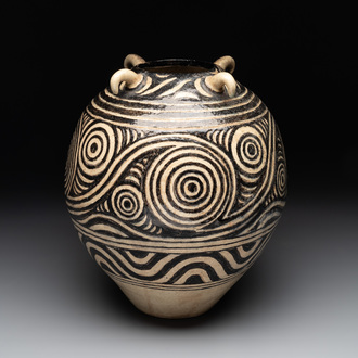 A Chinese archaistic Majiayao-style black-glazed jar, 19th C.