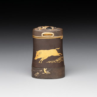 A fine Japanese copper- and gold-inlaid niellated iron pyrogen with hunting scenes, 日本國京都住駒井製 mark, Komai workshop, Kyoto, Meiji period