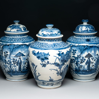Three Japanese Arita blue and white vases and covers, Edo, 17th C.