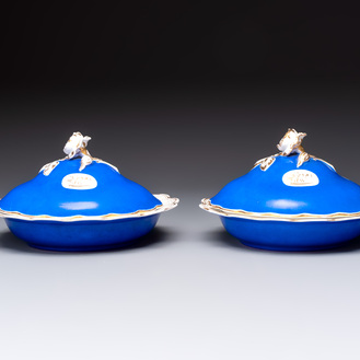 A pair of gilt and blue-ground Yildiz porcelain 'kamchen' for the Ottoman market, 19th C.