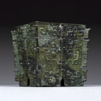 A Chinese archaic bronze ritual wine vessel, 'yi 彝', Shang